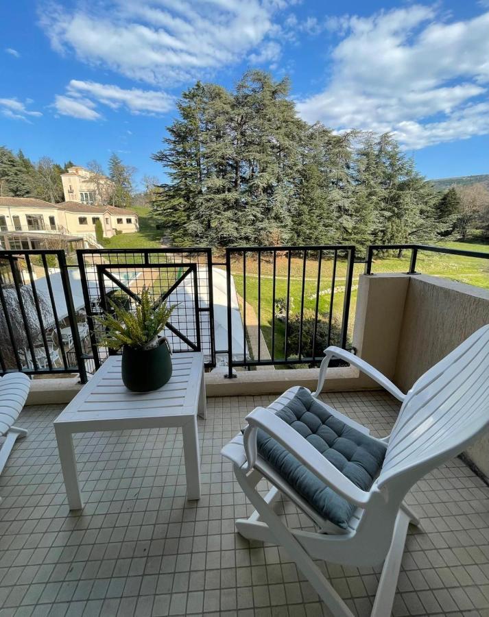 Domaine Les Sources De Dieulefit Exterior photo