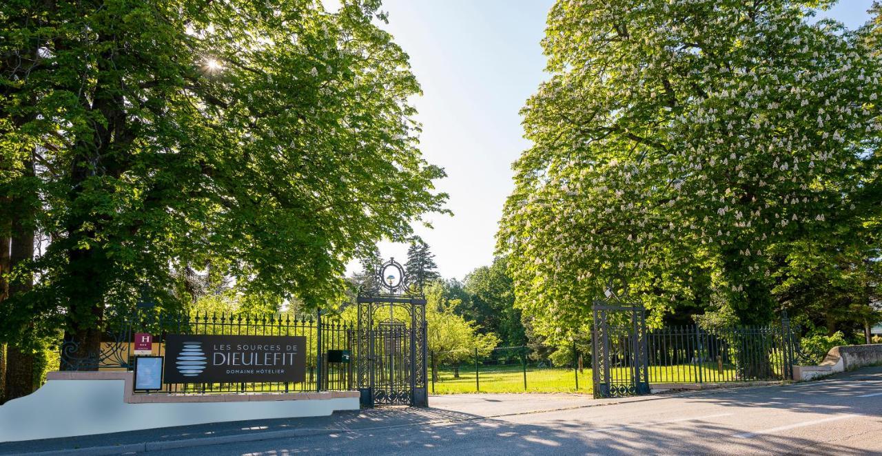 Domaine Les Sources De Dieulefit Exterior photo